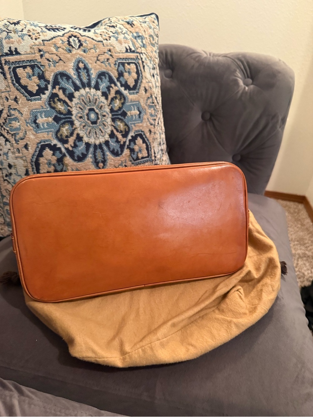 Louis Vuitton Monogram Alma Handbag in Brown and Tan - Picture 7 of 17